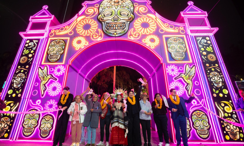 Reforma lumínica guía a vivos y muertos al corazón de CDMX