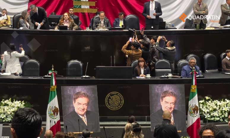 Rinde San Lázaro homenaje póstumo al periodista Francisco Garfias